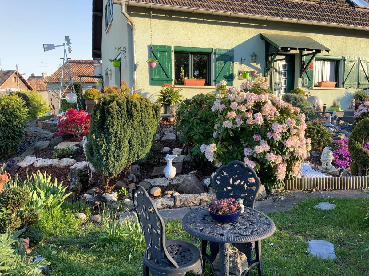 Le Nid Fleuri De Cravanche Zewnętrze zdjęcie